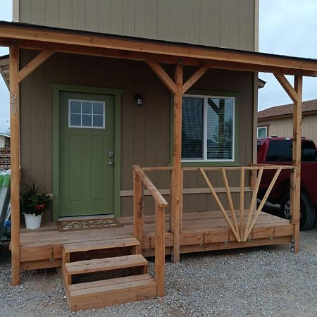 Tiny Cabin #20 American Trails Quartzsite Bagian luar foto